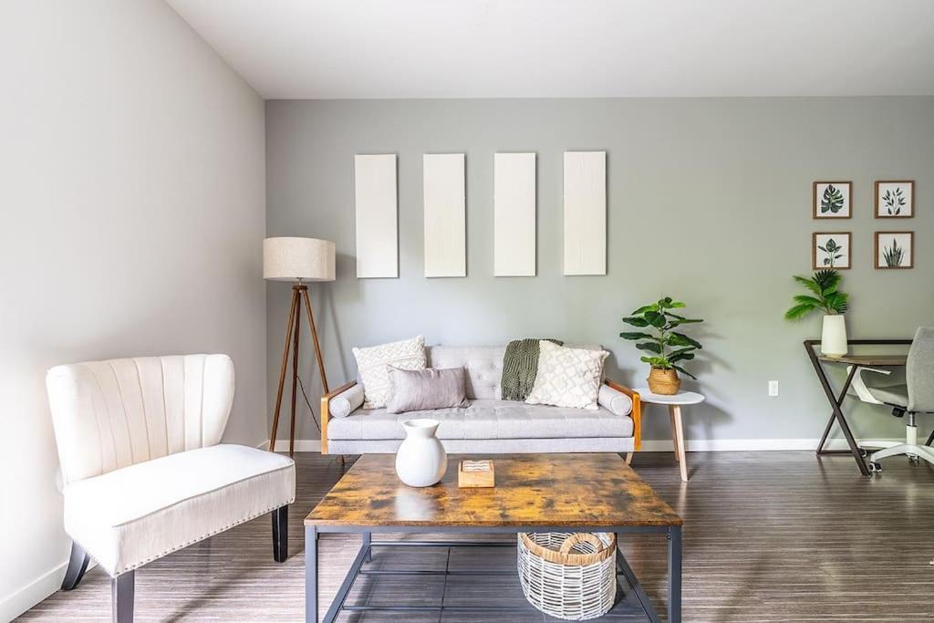 One Bedroom Luxury Apartment Seattle Exterior foto