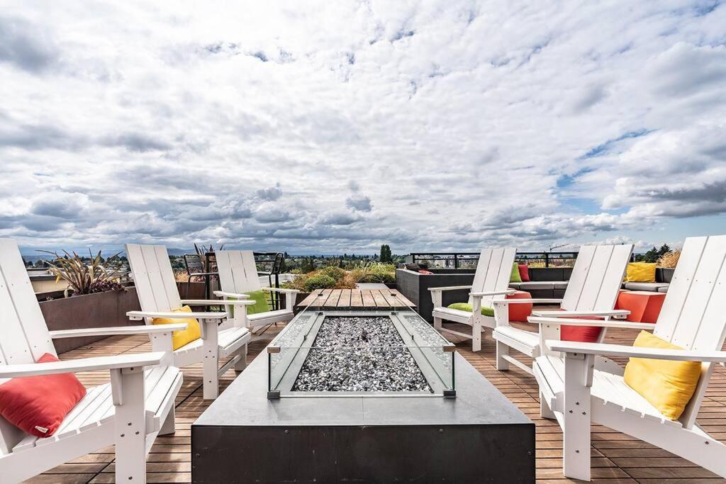One Bedroom Luxury Apartment Seattle Exterior foto